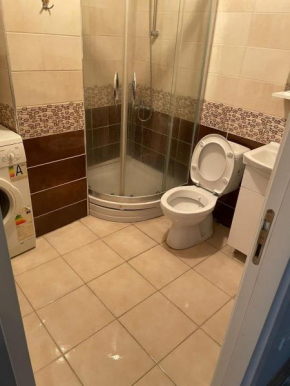 Close to Metro, spacious, new, lovely flat